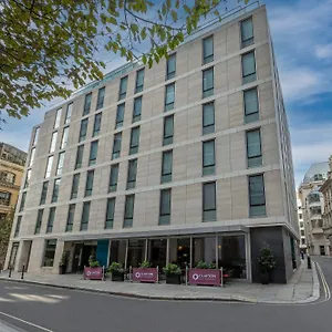 Clayton 4*, Londra Regno Unito