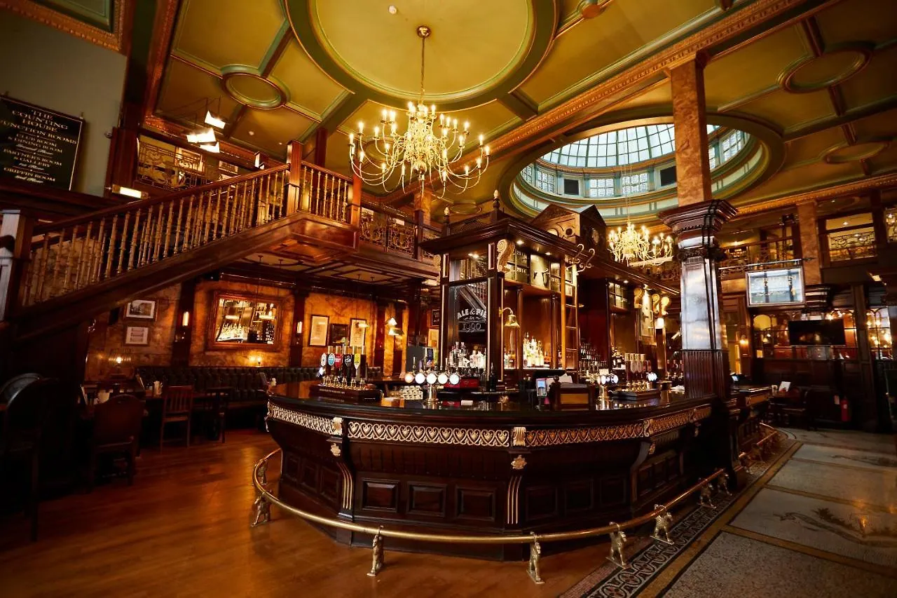 Hotel Counting House London 4*,